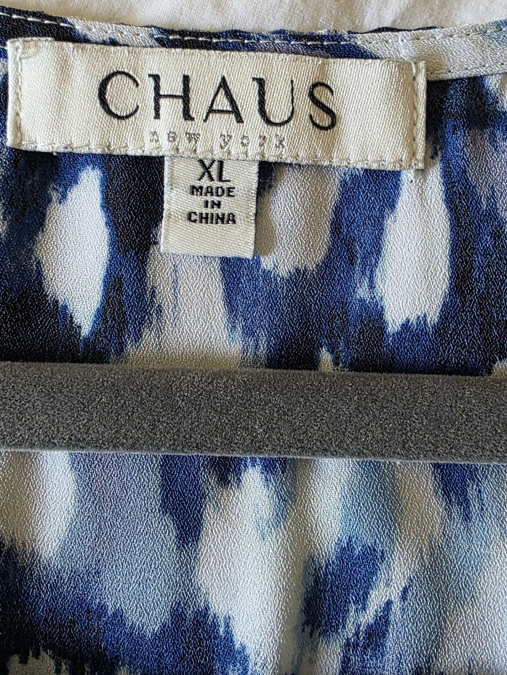 Chaus Blue and White Abstract Print Top - Picture 3 of 7
